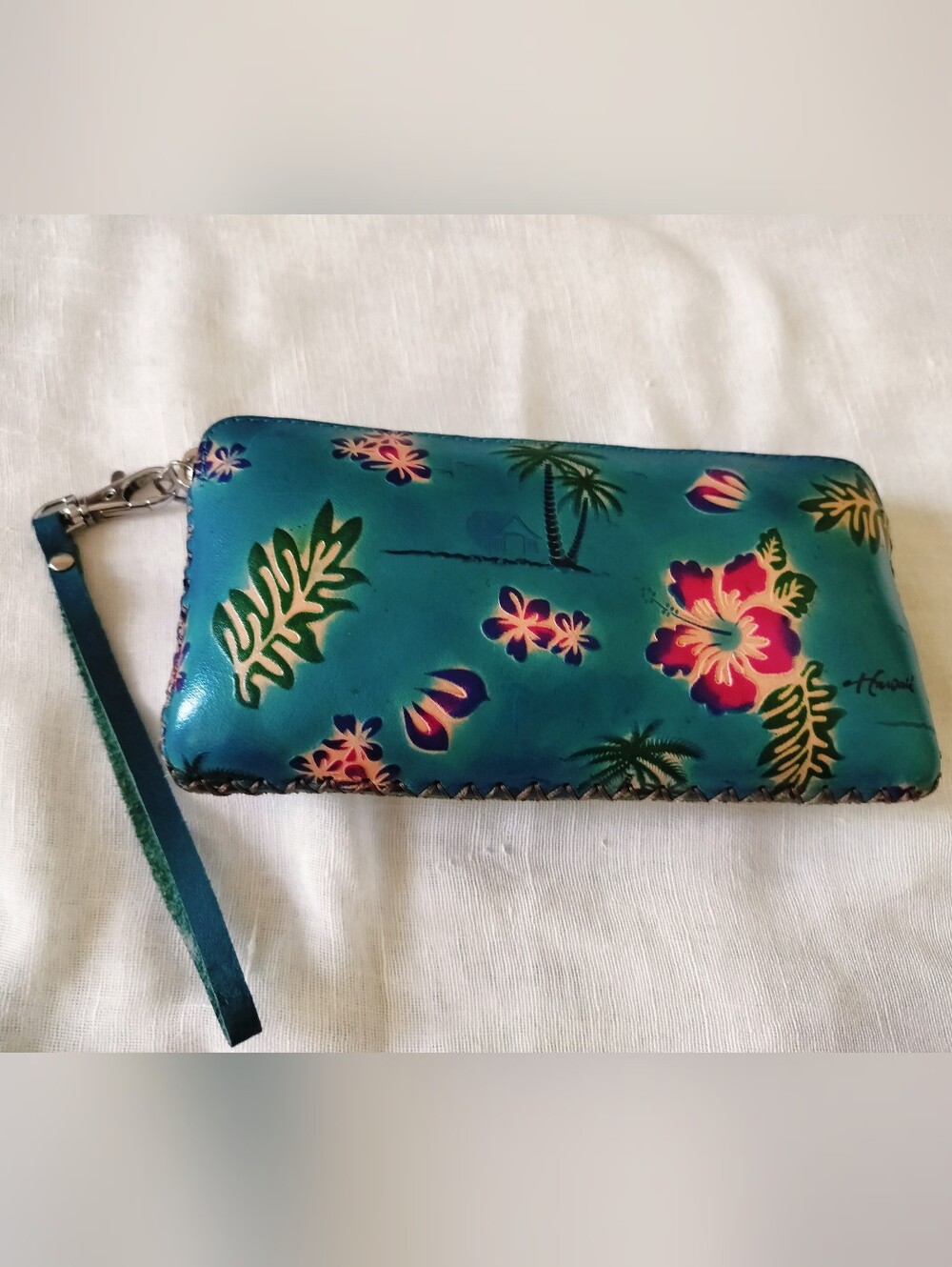 Aloha From Hawaii Handmade BLUE Leather Wristlet w/HISBICUS & PALM TREE Design